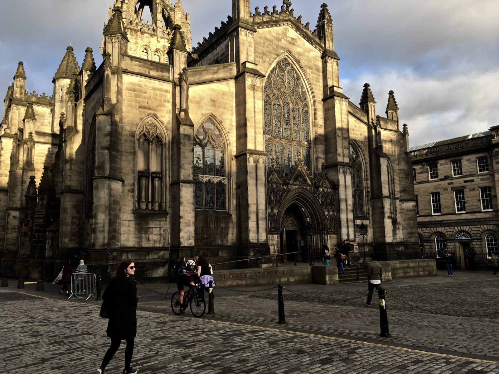 capsule-suitcase-edinburgh.JPG