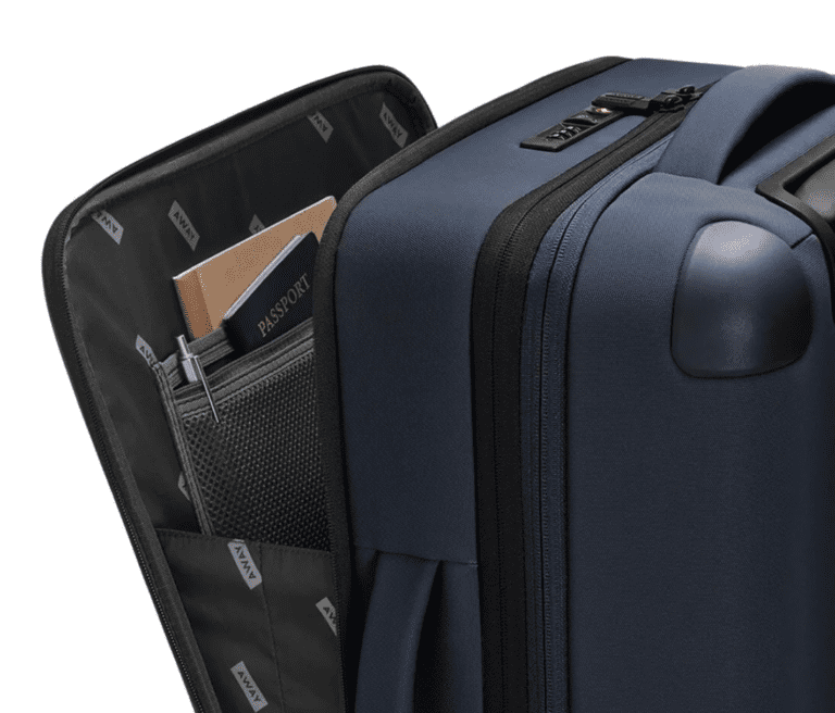 Softshell Suitcase vs Hardshell Suitcase, Which One is Best?